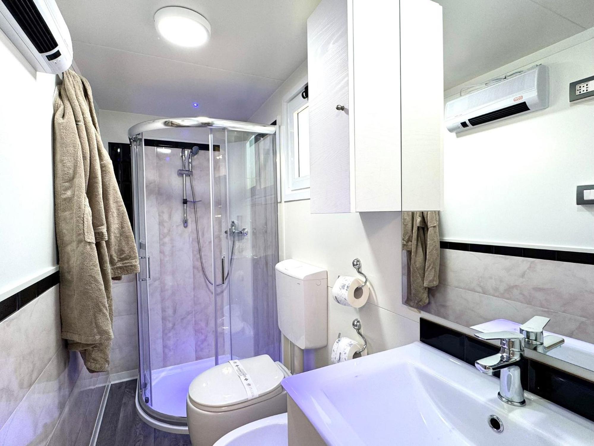 Luxury Caravan At Union Lido Кавалліно-Трепорті Екстер'єр фото