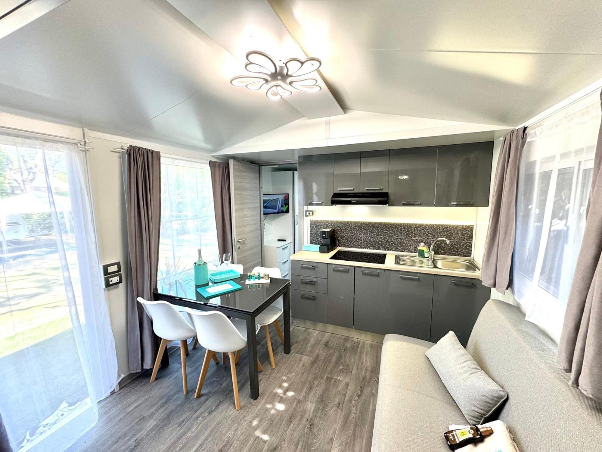 Luxury Caravan At Union Lido Кавалліно-Трепорті Екстер'єр фото